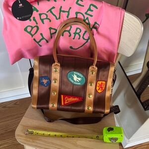 Harvey’s x Harry Potter collab train case